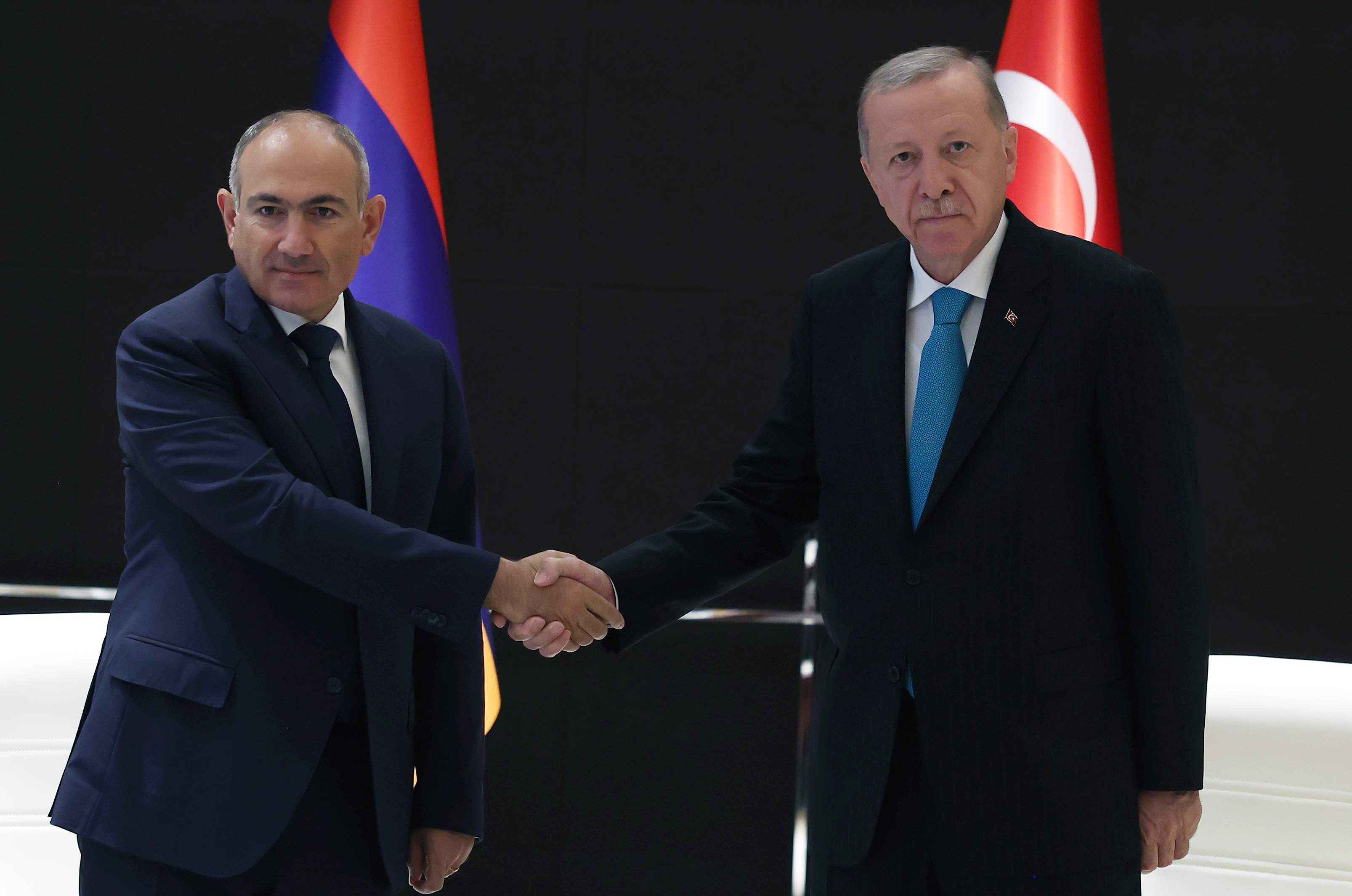 Erdoğan ve Paşinyan Çin'de görüştü